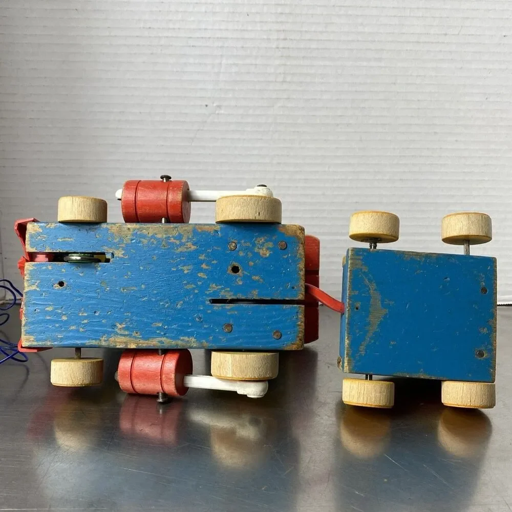 Vintage 1958 Fisher Price Looky Chug Train 189 Wood Pull Toy Wooden Nursery